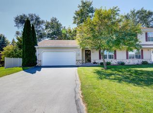 W199N11293 Rosewood Ct, Germantown, WI 53022