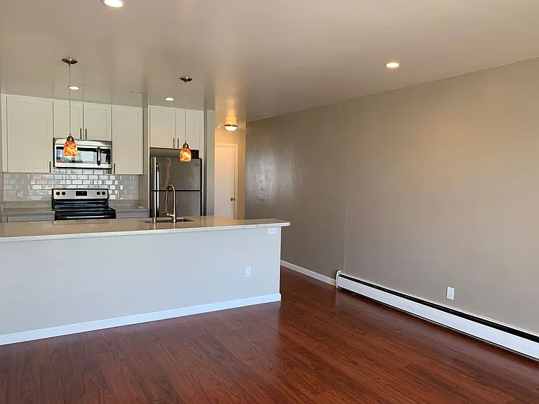 355 24th Ave #301 — Photo 2
