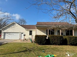 732 S Division St, Petersburg, MI 49270