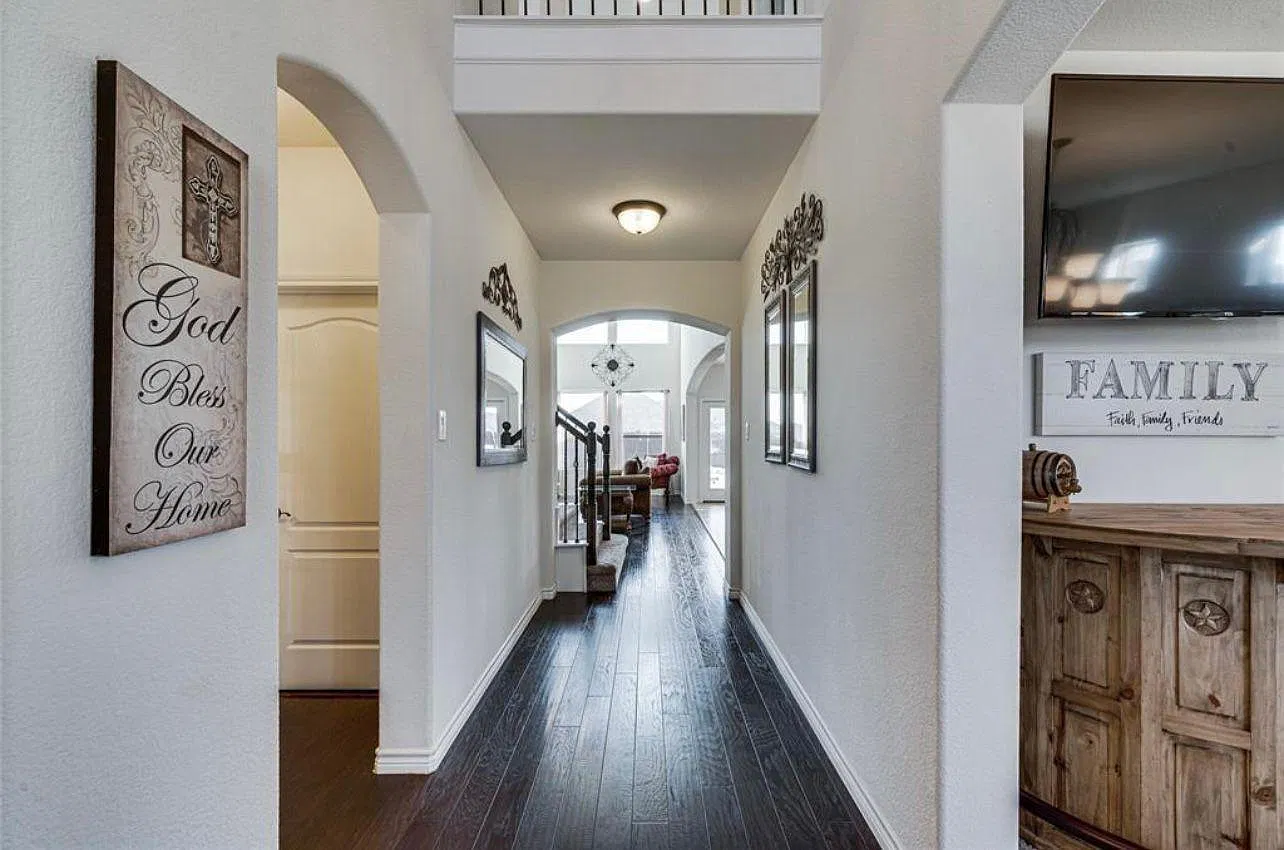 4 bed, 3.5 bath, 3126 sqft, $3,500 — Photo 4