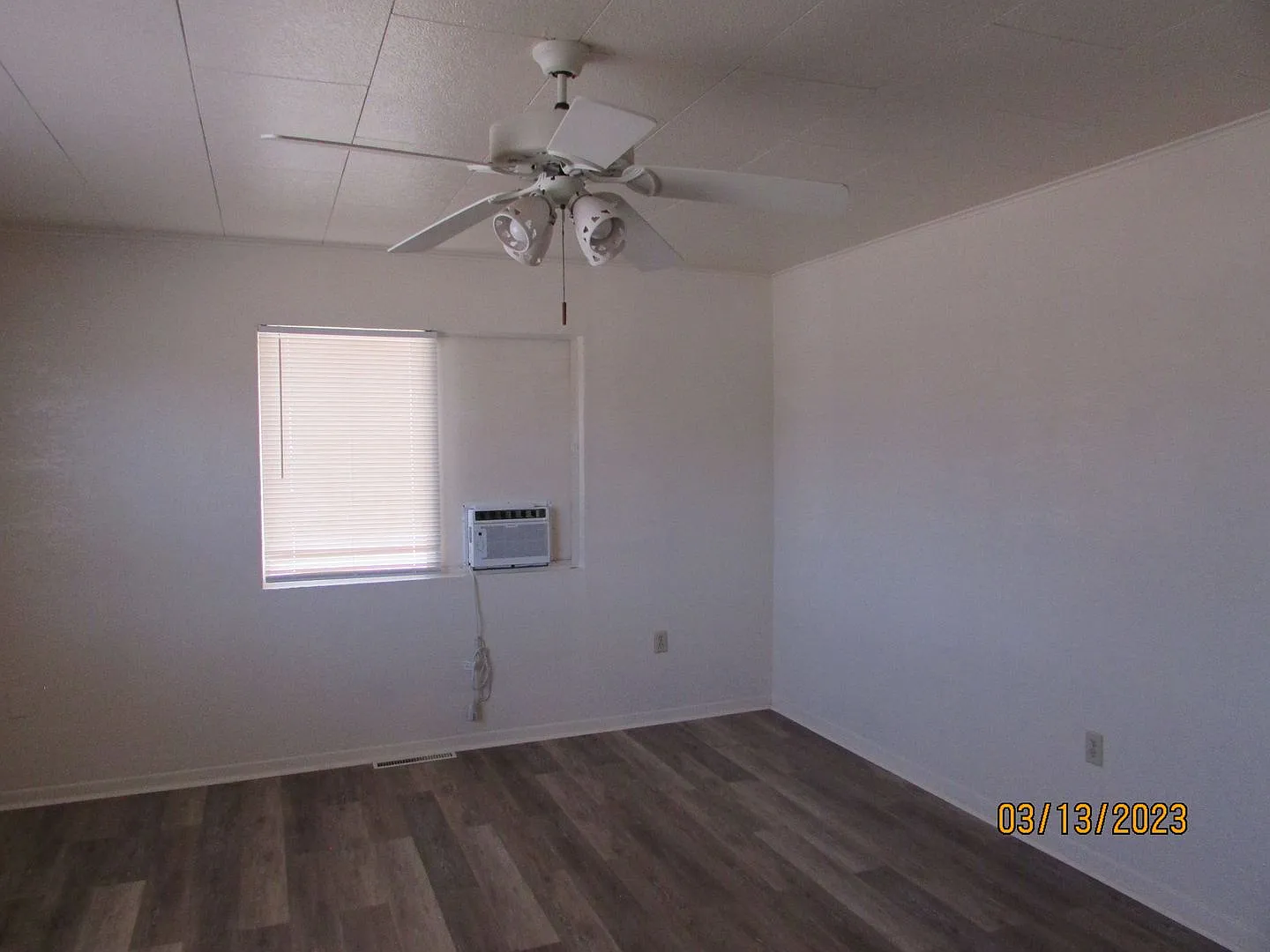 921 S. Platinum Ave. — Photo 2