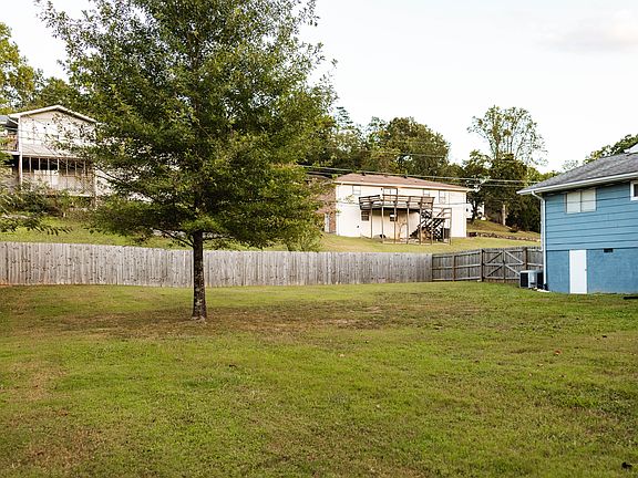 4th image of 417 Forest Glen Dr