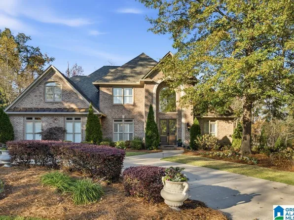 1207 Highland Gate Ln, Hoover, AL 35244