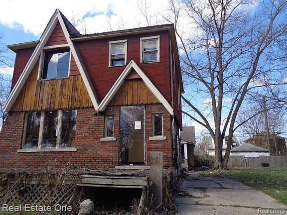3rd image of 14065 Manning St