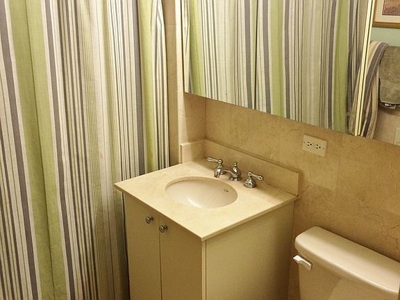 4th image of 11624 Grosvenor Ln APT 2C