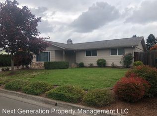 2460 Dumas Dr, Springfield, OR 97477