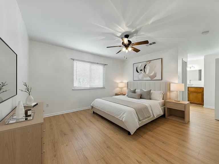 Bedroom on the second floor - Virtual staging