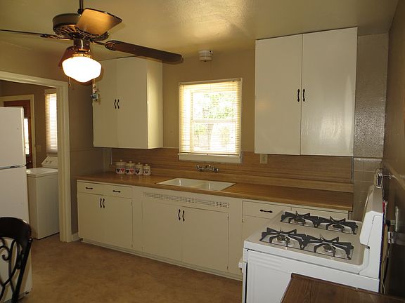 5th image of 2412 Inglewood Dr