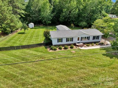 329 W Red Cross Rd, Oakboro, NC, 28129
