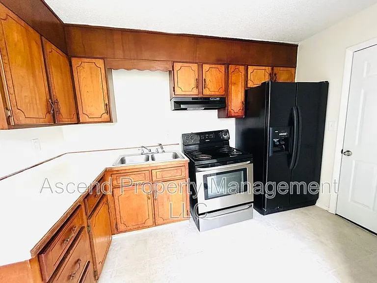 4606 Norcross Rd #B — Photo 6