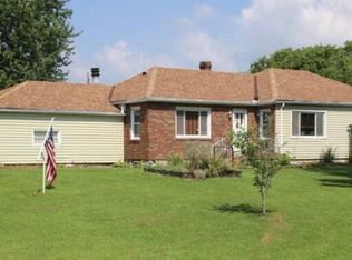 1521 Uplands Dr, Springfield, OH 45506