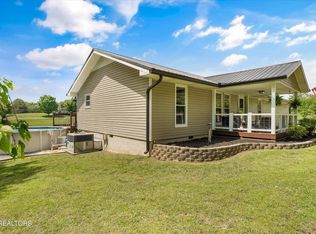 603 Lees Chapel Rd, Sweetwater, TN 37874