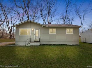 6729 Meadowfield St, West Bloomfield, MI