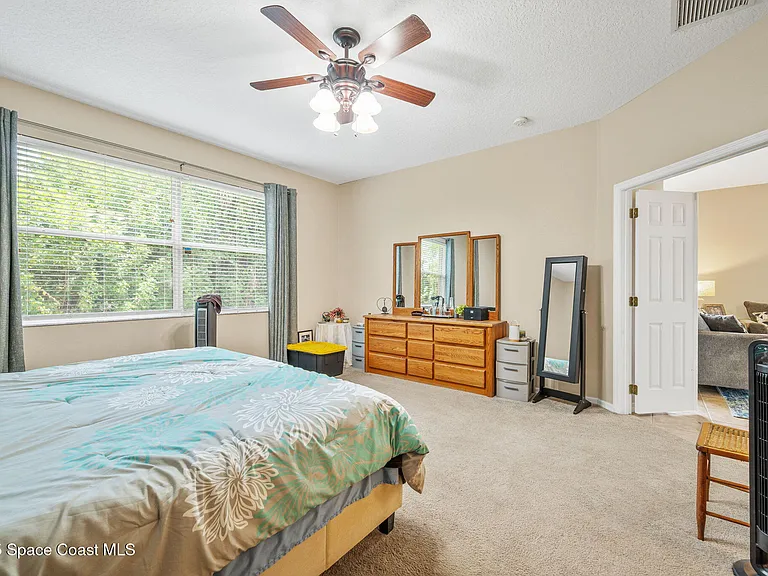 1749 Tullagee Ave — Photo 18