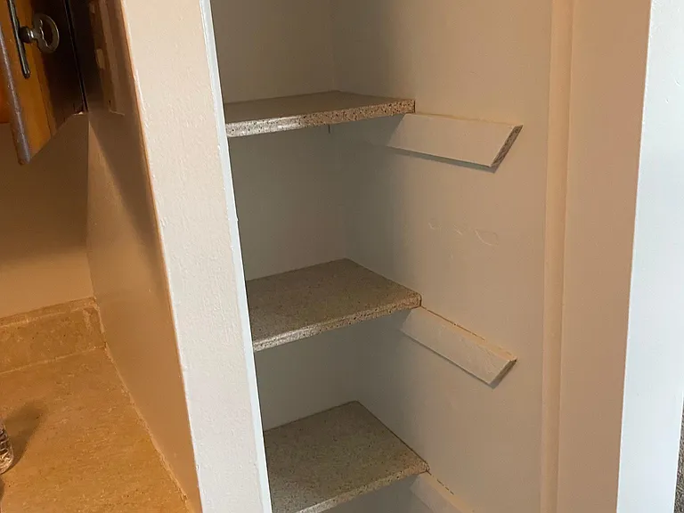 6127 N Whitham Dr #7 — Photo 5