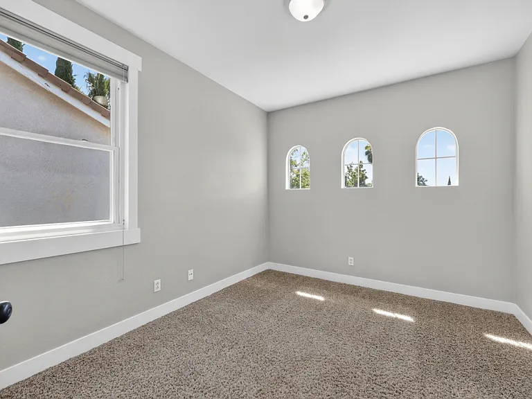 107 Lembi Dr — Photo 18