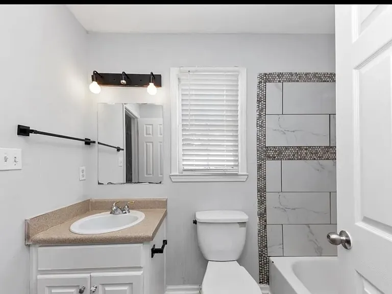 Forest Villa Dr NW — Photo 14