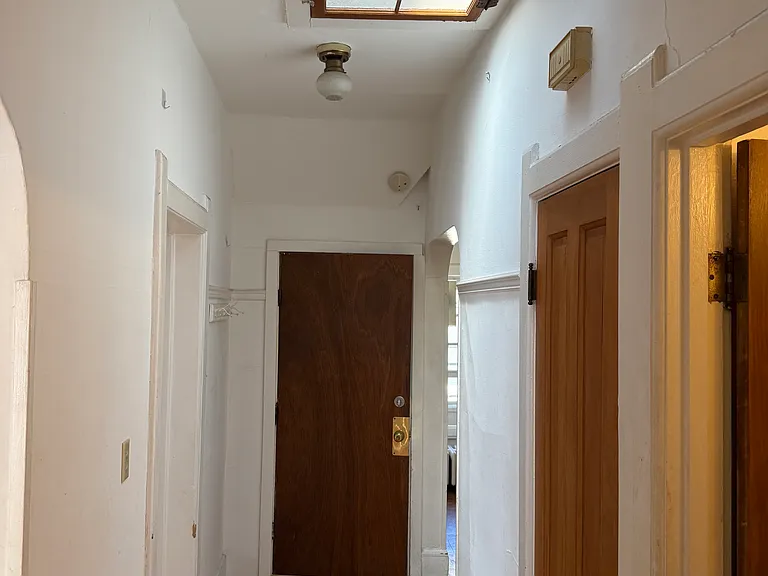 712 E Wells St #3 — Photo 9