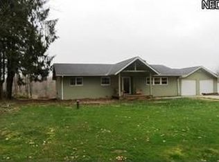 12654 Burton Heights Blvd, Burton, OH 44021