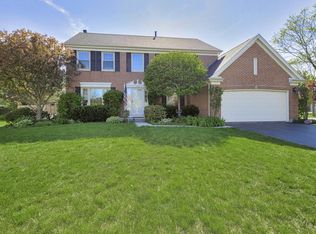715 Mayfair Ct S, Buffalo Grove, IL 60089