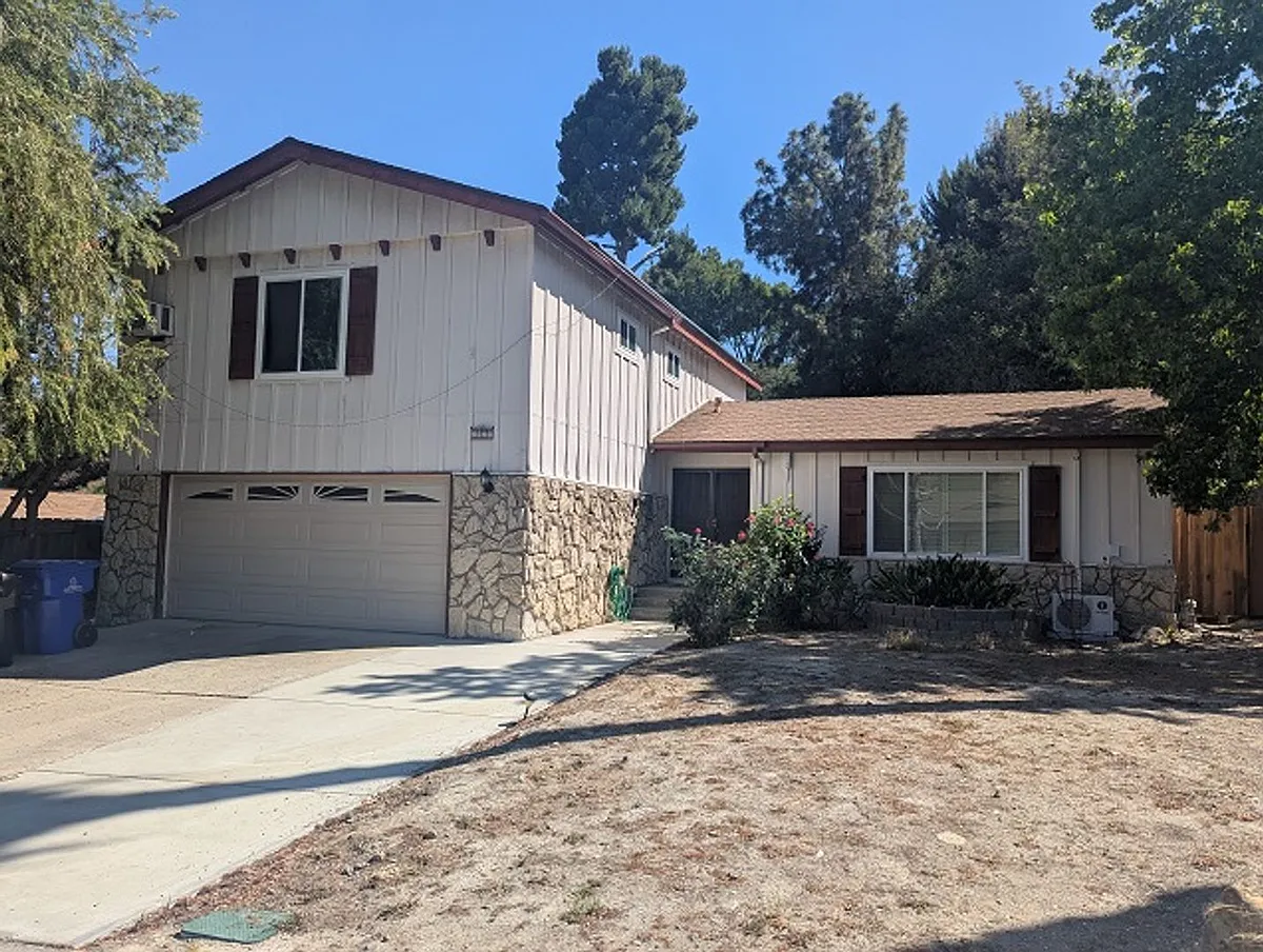 Primary Photo - 7305 Melotte St