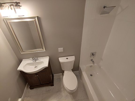 5th image of 5608 W Higgins Ave #2S