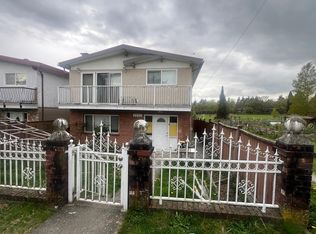 1031 Boundary Rd, Vancouver, BC V5K4T2