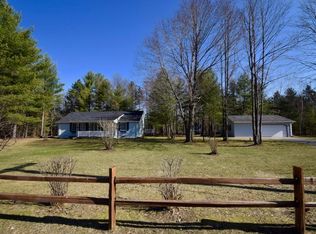 1382 N Shore Dr, Gaylord, MI 49735