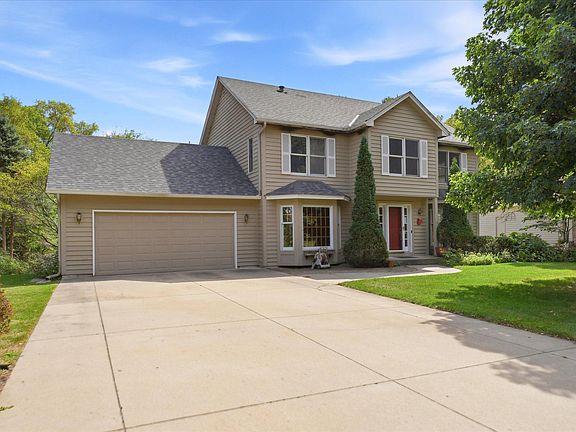3rd image of 18321 Tristram Way