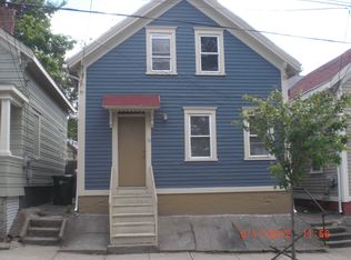 119 Bath St, Providence, RI 02908