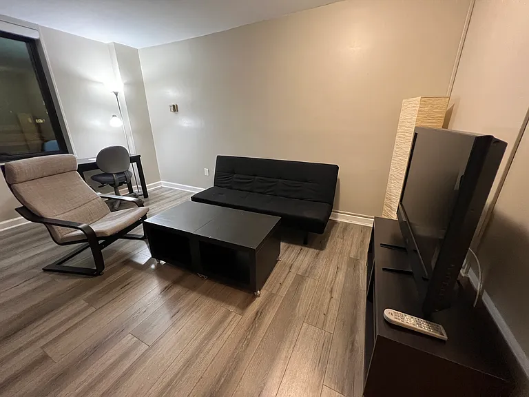 2030 F St NW #605 — Photo 5