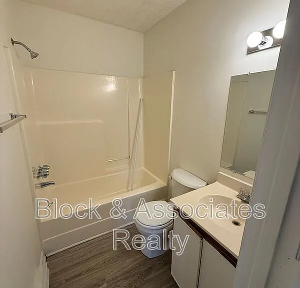 118 Reece Ct #G — Photo 5