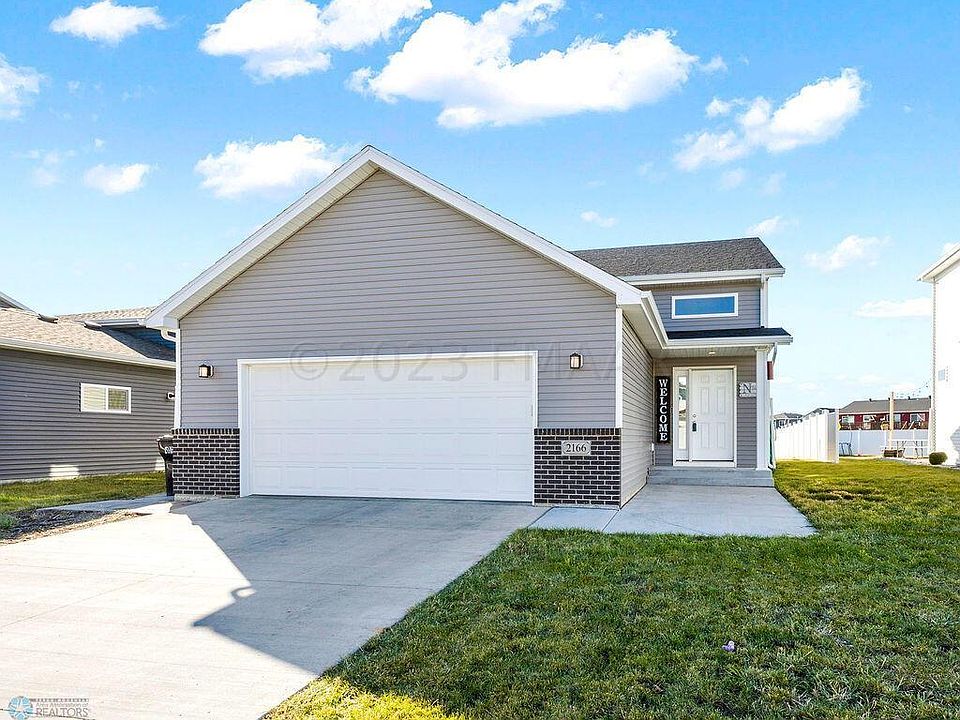 1st image of 2166 W Dock Dr