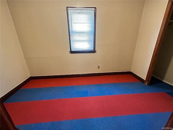2nd image of 188 Sweet Ave
