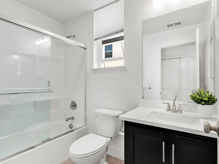 223 Baja Rose St — Photo 31