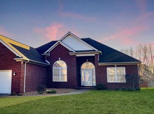 2607 Beaumont Dr, Evansville, IN 47725