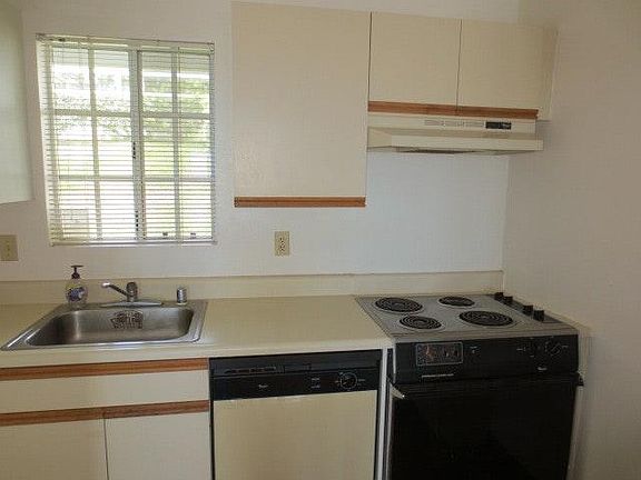 2nd image of 92-1045 Lalahi St #14101