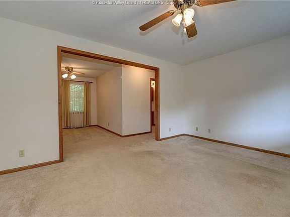 4th image of 1045 Garden St