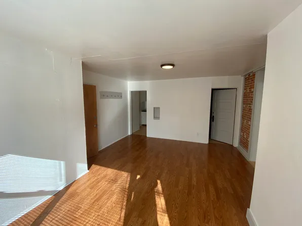 422 N Yellowstone St #1, Livingston, MT 59047