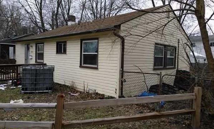 2nd image of 2812 Batavia Ct