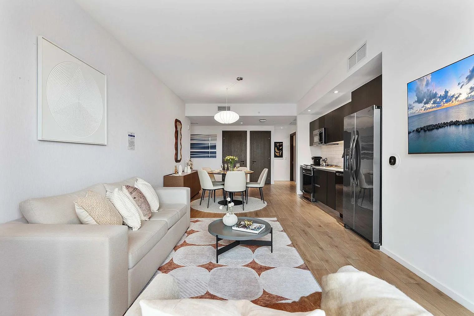 3 bed, 3.0 bath, 1528 sqft, $9,150 — Photo 3