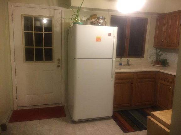 3rd image of 222 1st St #1