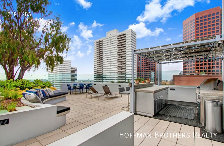1st image of 1168 S Barrington Ave #516A