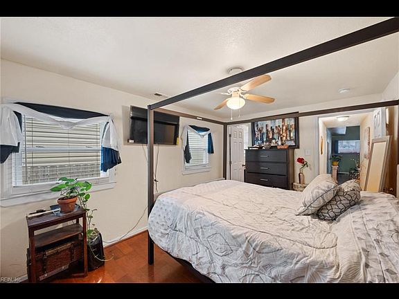 5th image of 2020 County St
