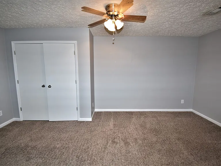 Robb Avenue-765 (x14) — Photo 18