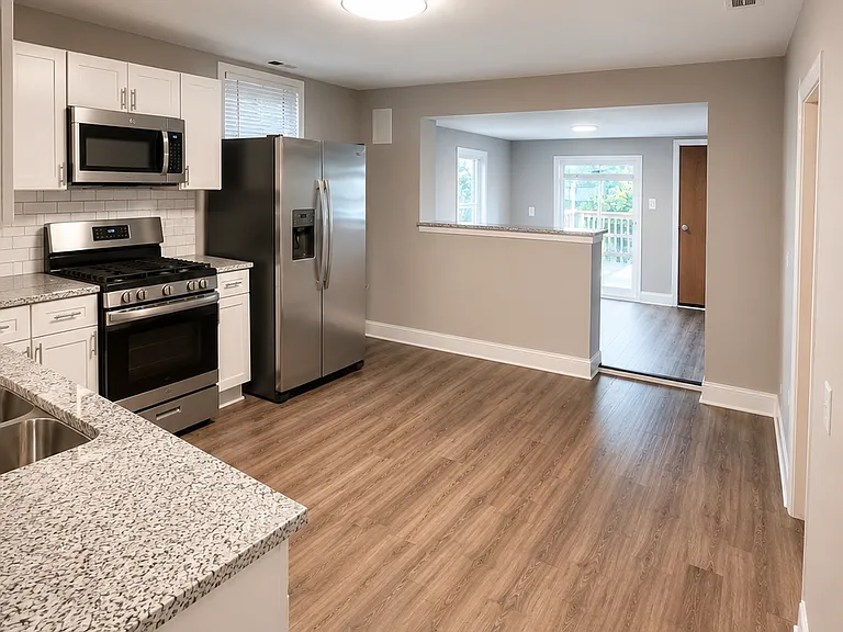 1218 W 20th Ter — Photo 3