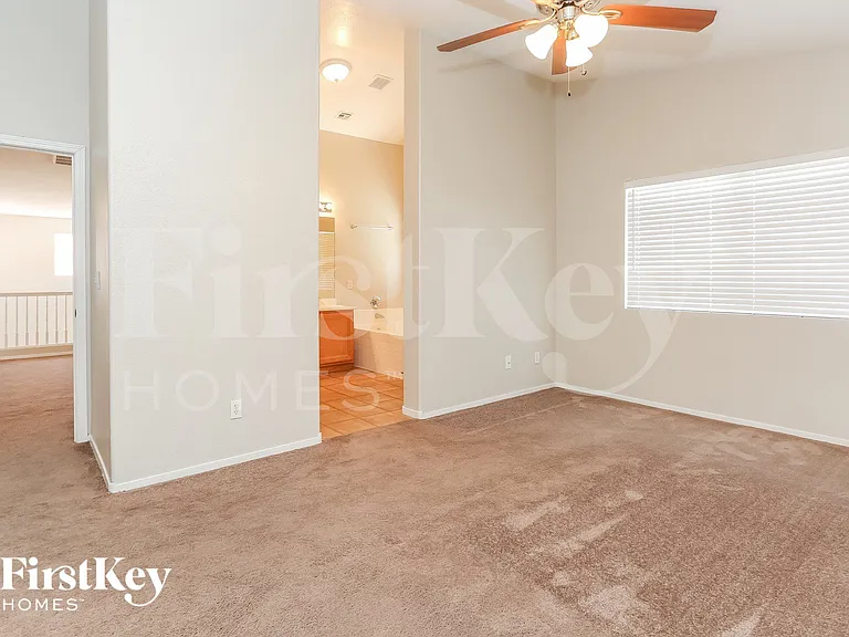 718 Azure Banks Ave — Photo 9