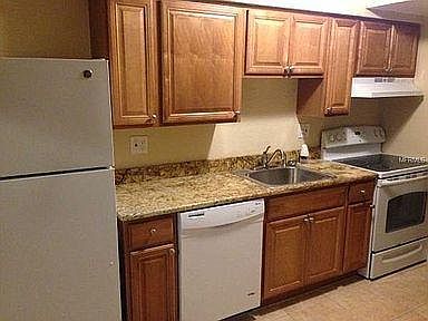 4th image of 1701 13th Ave S APT 3