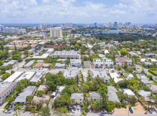 820 NE 16th Ter, Fort Lauderdale, FL 33304