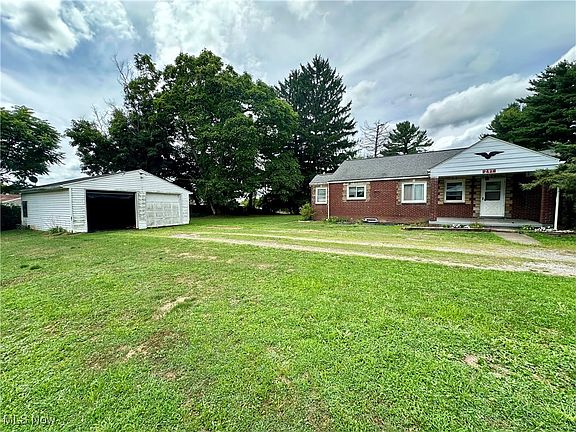 3rd image of 291 Morrow Ln